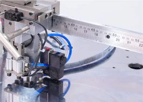 MEASURING & CUTTING